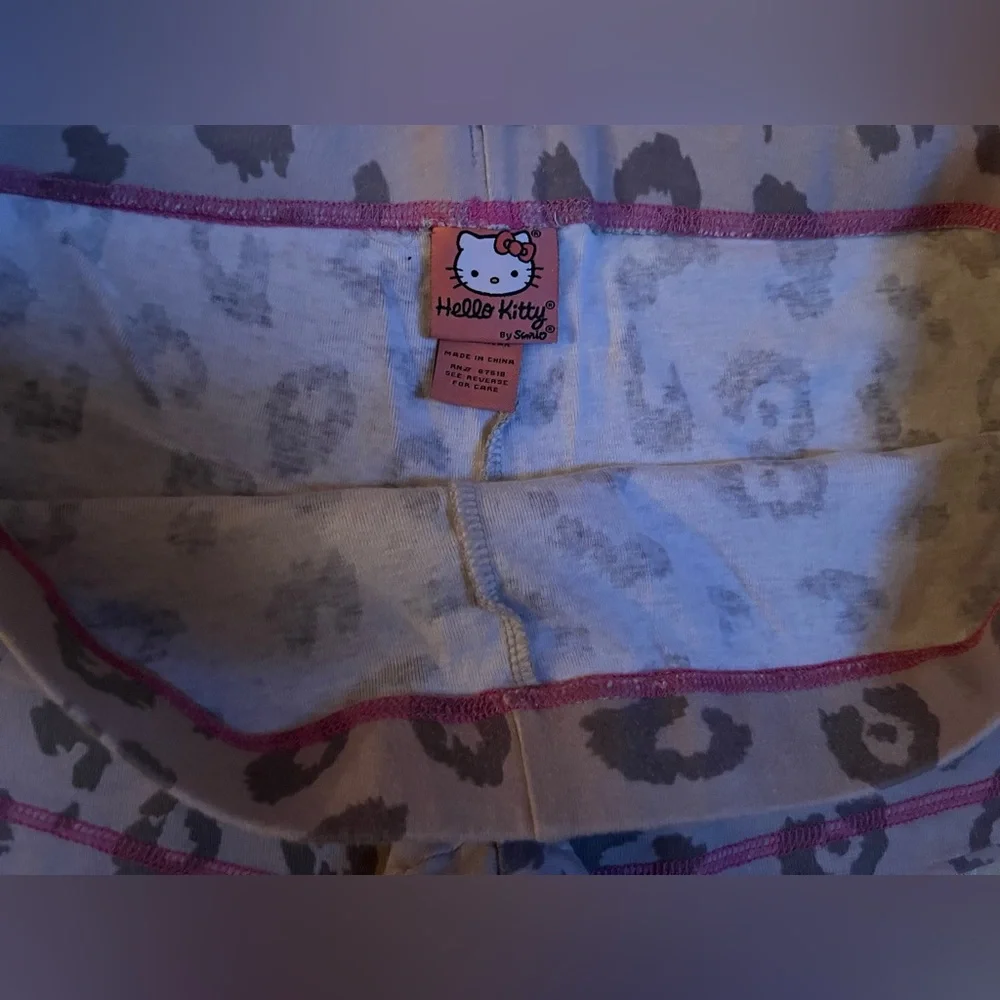 Hello Kitty Sanrio Vintage NWT Two Piece Tank & Short Set 💕 - Picture 10 of 12
